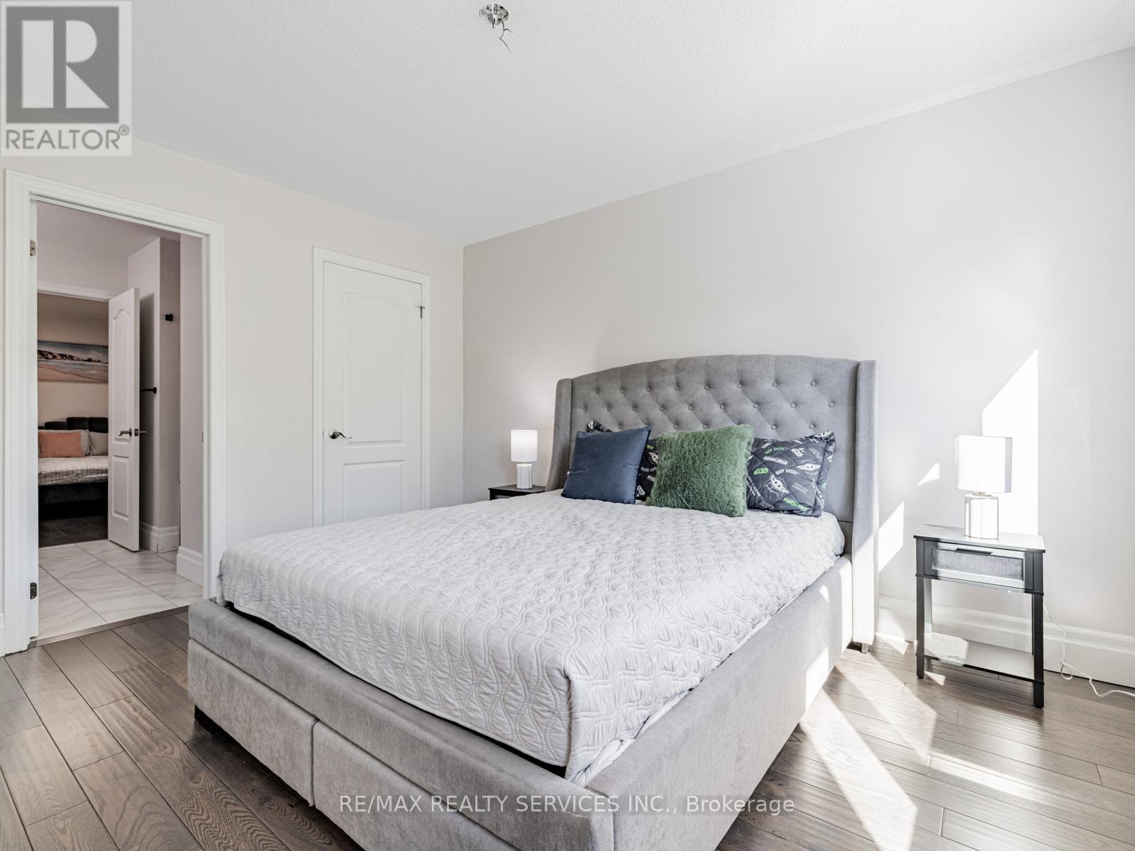 28 Siena Drive, Vaughan, Ontario  L4H 3K2 - Photo 27 - N12428934