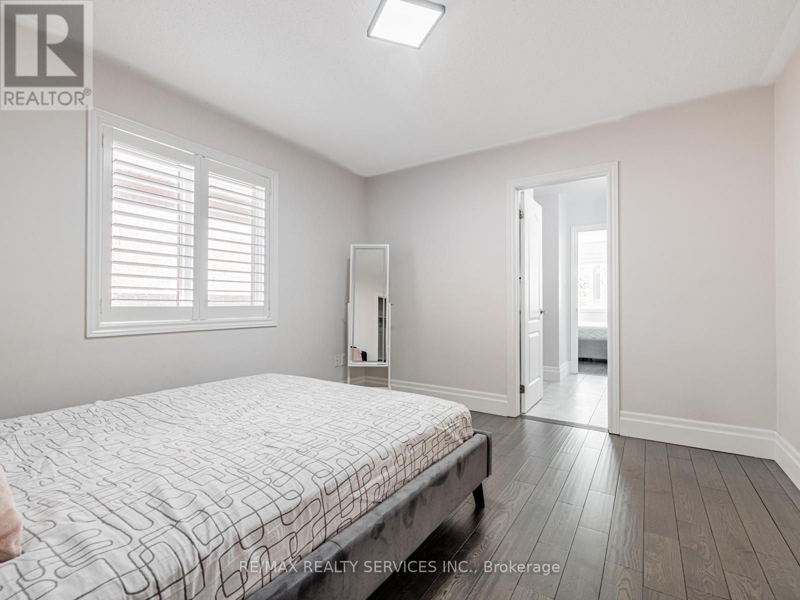 28 Siena Drive, Vaughan, Ontario  L4H 3K2 - Photo 30 - N12428934