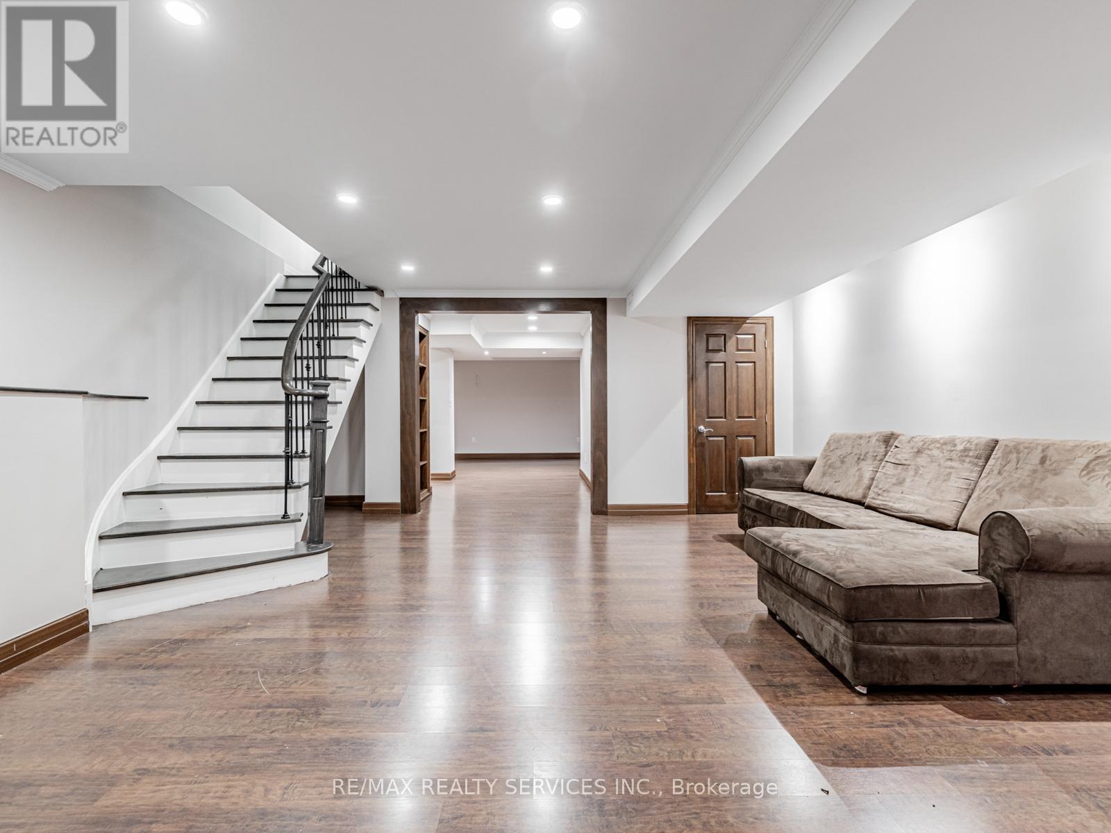 28 Siena Drive, Vaughan, Ontario  L4H 3K2 - Photo 42 - N12428934