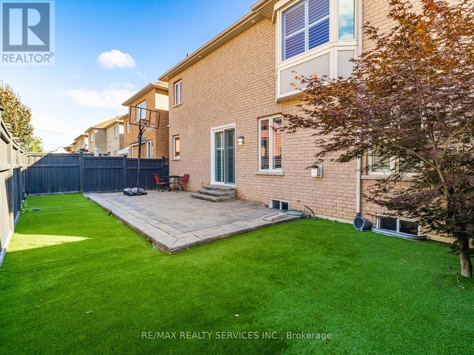 28 Siena Drive, Vaughan, Ontario  L4H 3K2 - Photo 49 - N12428934