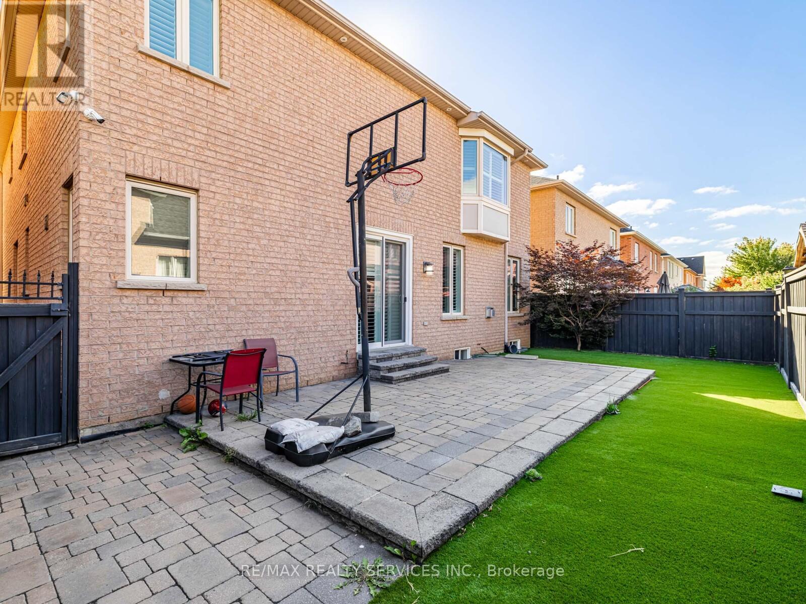 28 Siena Drive, Vaughan, Ontario  L4H 3K2 - Photo 50 - N12428934