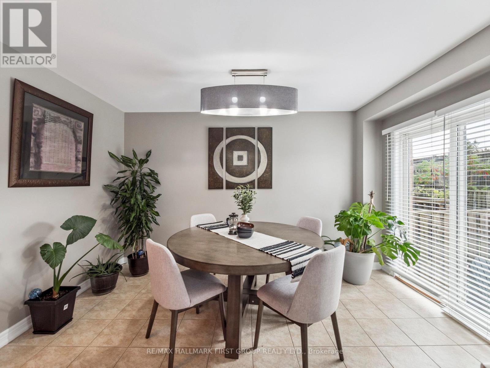 20 Crestbank Court, Vaughan, Ontario  L6A 0B2 - Photo 18 - N12428939