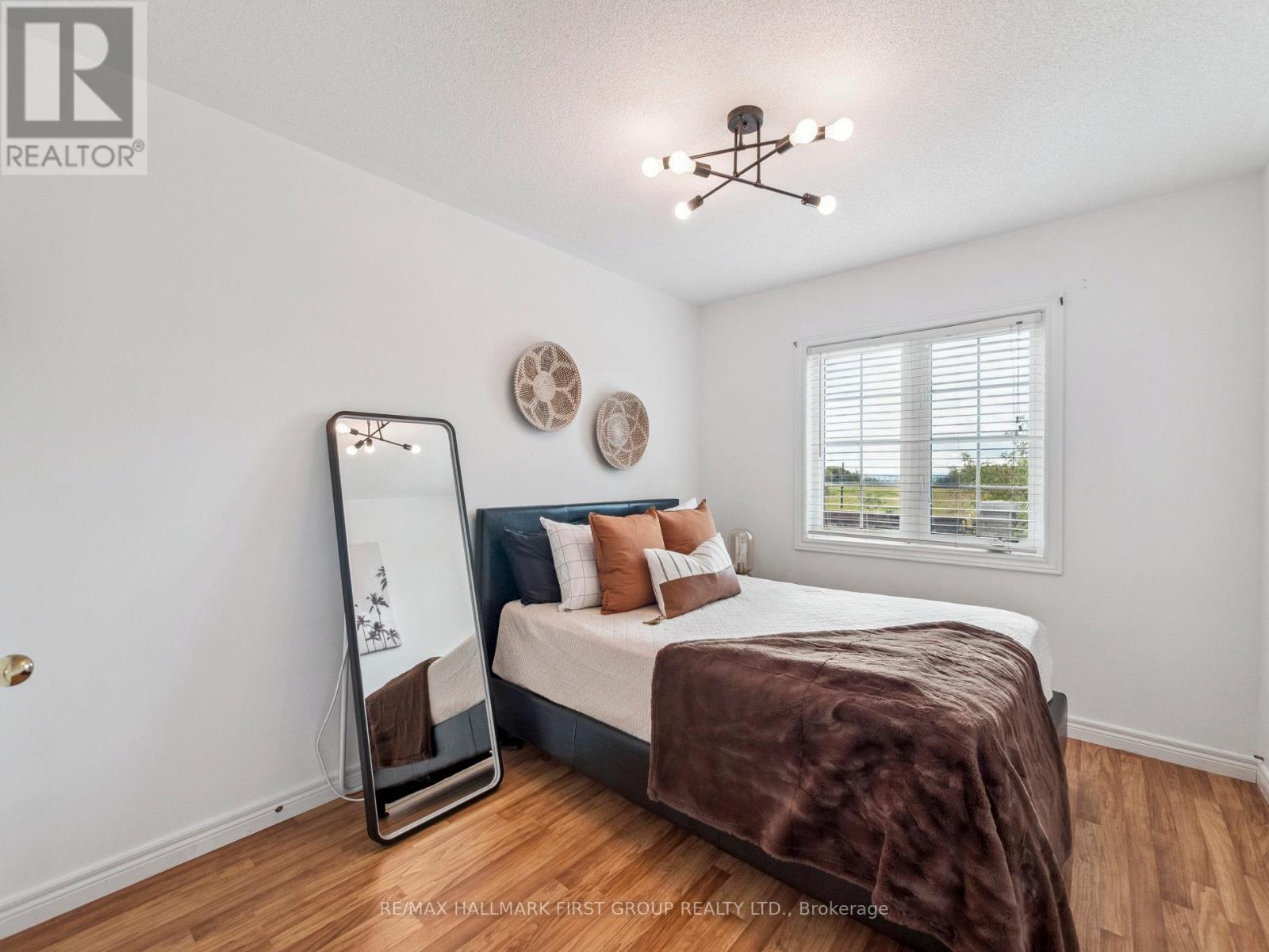 20 Crestbank Court, Vaughan, Ontario  L6A 0B2 - Photo 33 - N12428939