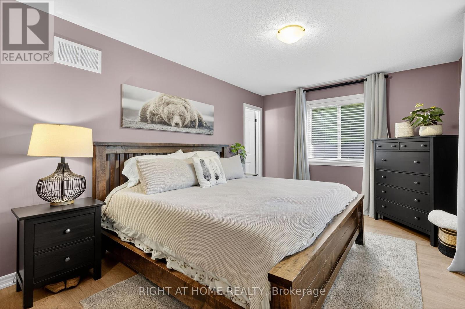 3005 Mason Drive, Innisfil, Ontario  L9S 2J8 - Photo 16 - N12428995