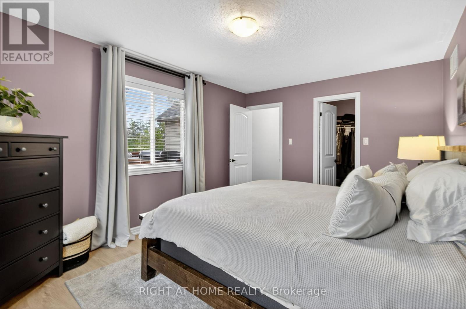 3005 Mason Drive, Innisfil, Ontario  L9S 2J8 - Photo 18 - N12428995