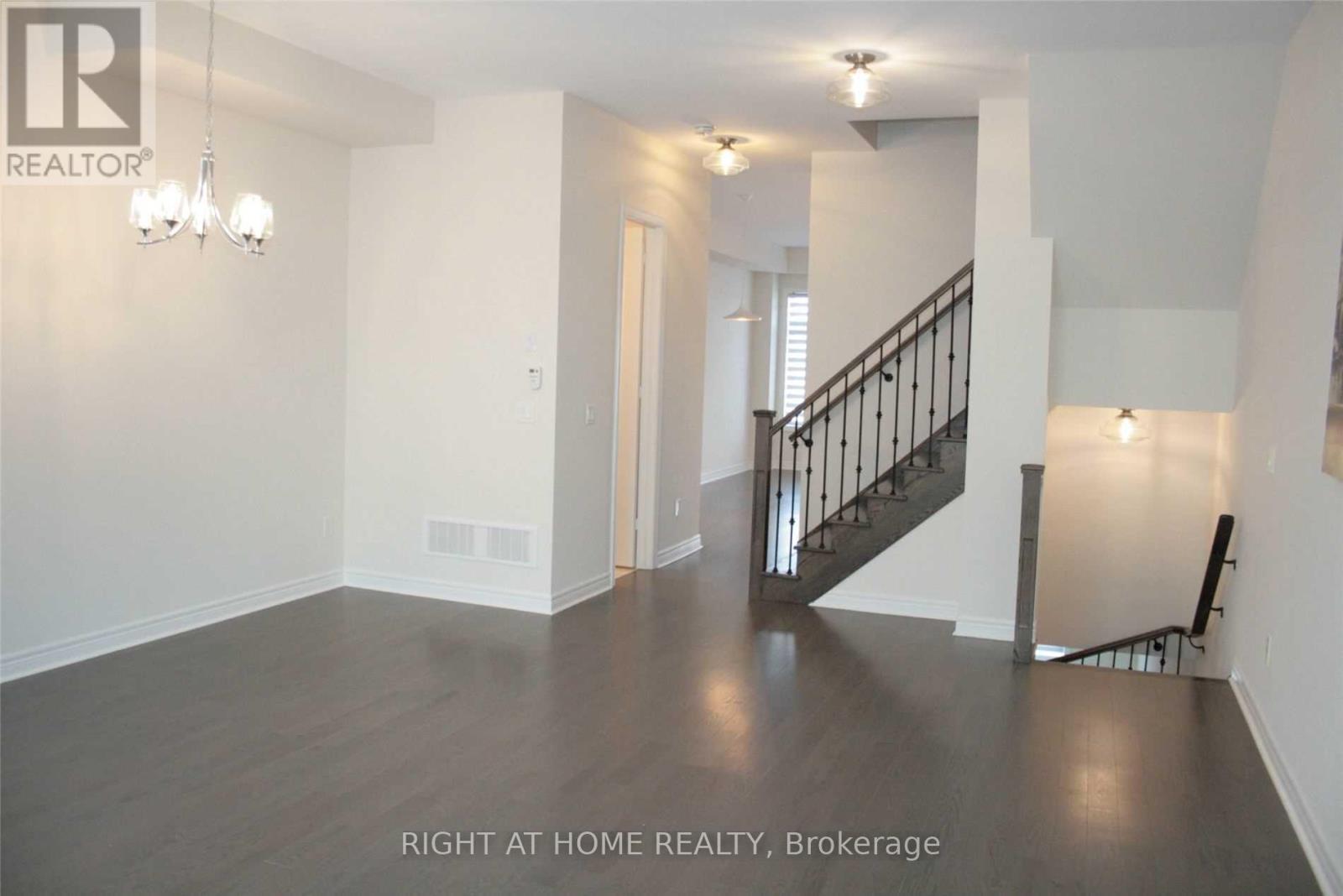 65 Laskin Drive, Vaughan, Ontario  L6A 5A4 - Photo 7 - N12429056