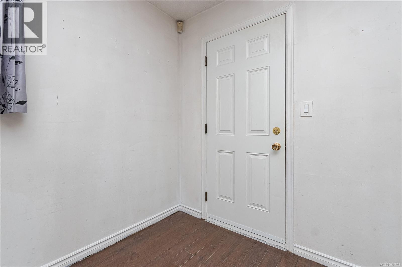 3124 Jacklin Rd, Langford, British Columbia  V9B 3Y6 - Photo 5 - 1014820