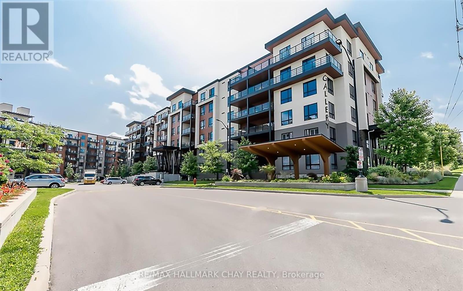 302 - 306 ESSA ROAD, Barrie, Ontario