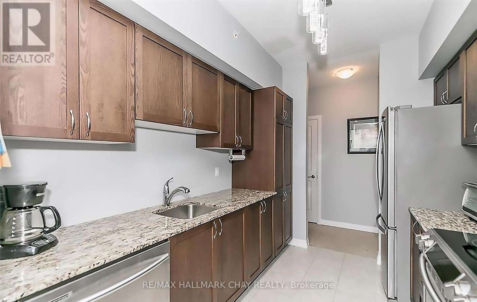 302 - 306 Essa Road, Barrie, Ontario  L9J 0H5 - Photo 11 - S12428929