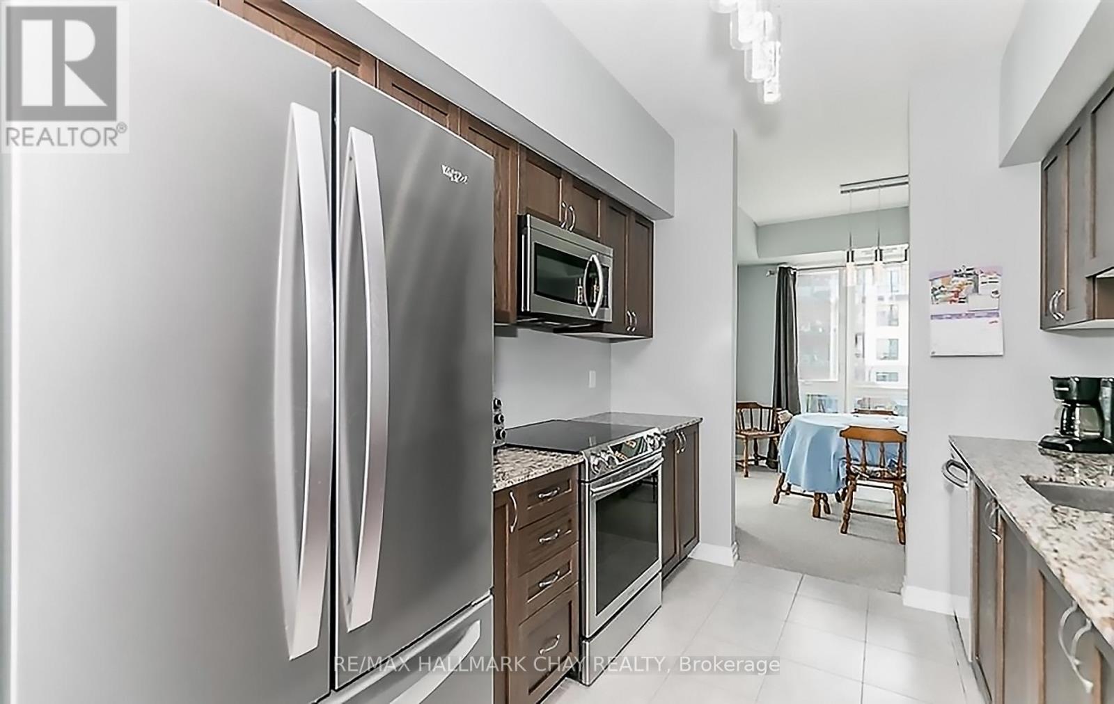 302 - 306 Essa Road, Barrie, Ontario  L9J 0H5 - Photo 9 - S12428929