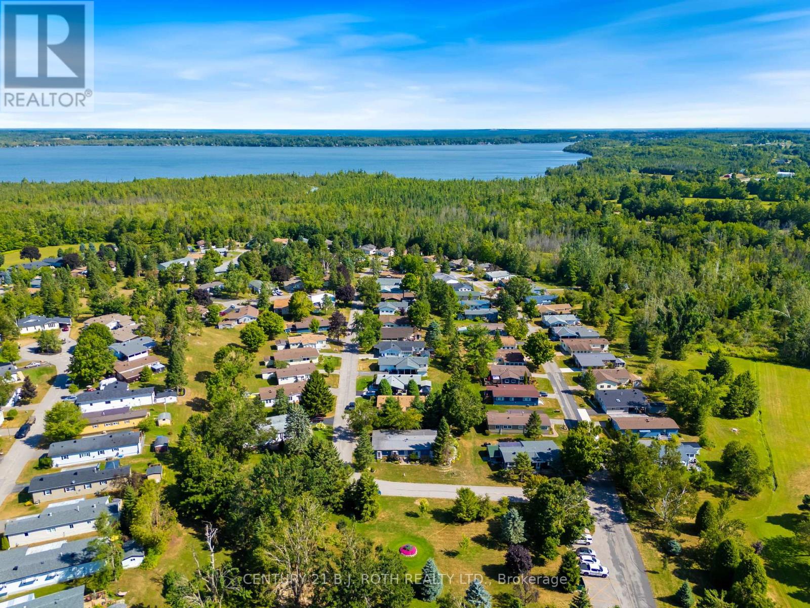 1 Maple Crescent, Oro-Medonte, Ontario  L0L 1T0 - Photo 18 - S12428930