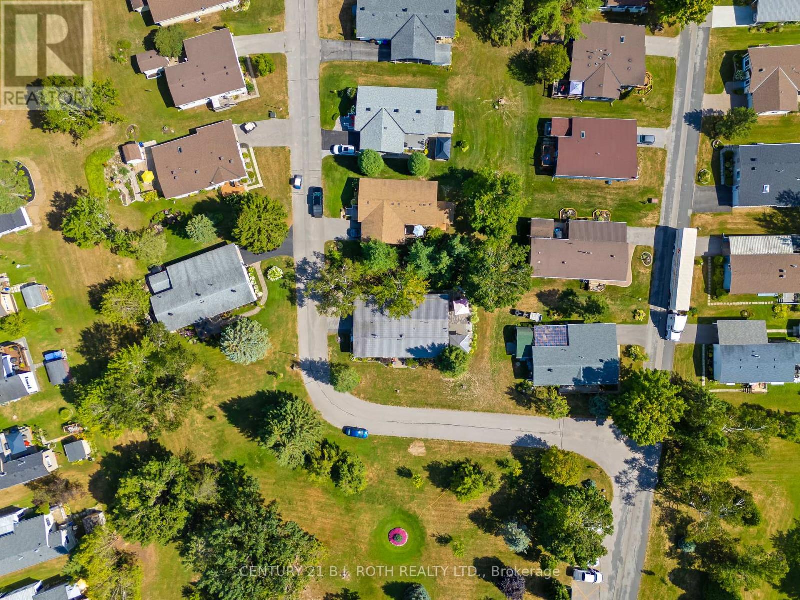 1 Maple Crescent, Oro-Medonte, Ontario  L0L 1T0 - Photo 19 - S12428930