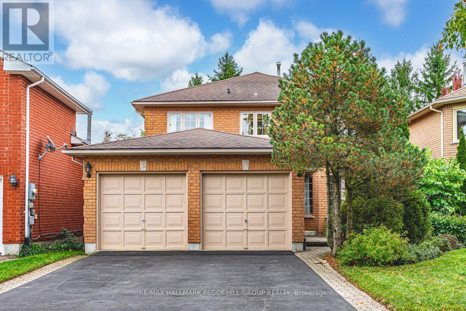 47 Finlay Road, Barrie, Ontario  L4N 7T7 - Photo 1 - S12429004