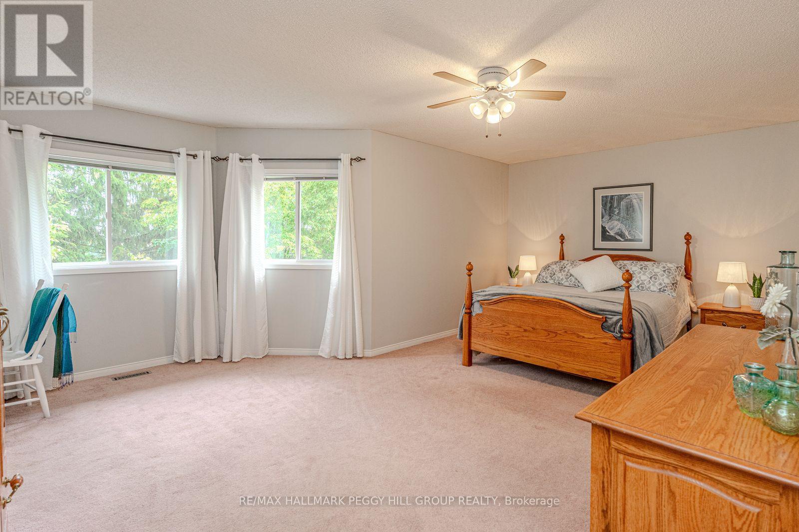 47 Finlay Road, Barrie, Ontario  L4N 7T7 - Photo 11 - S12429004
