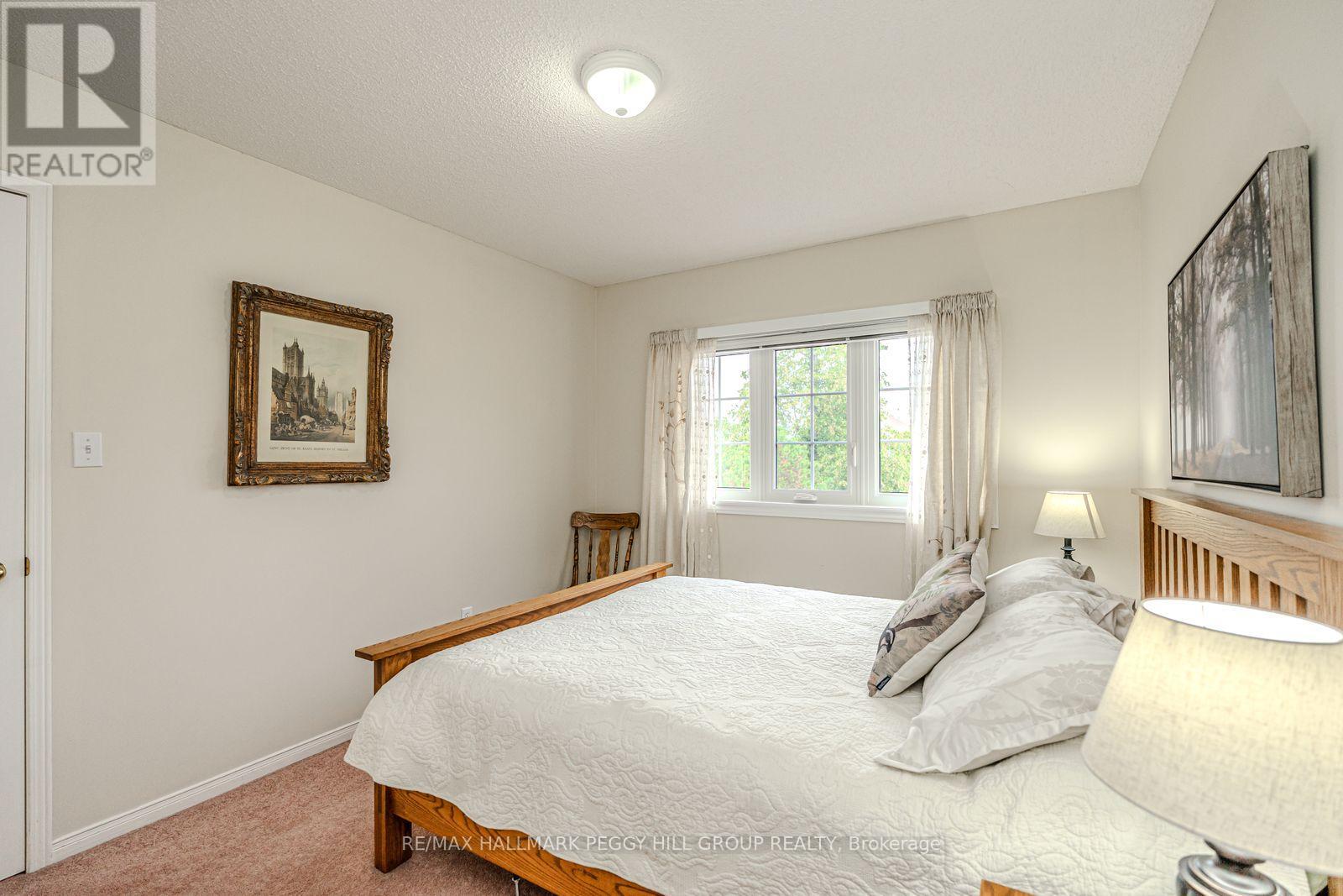 47 Finlay Road, Barrie, Ontario  L4N 7T7 - Photo 16 - S12429004