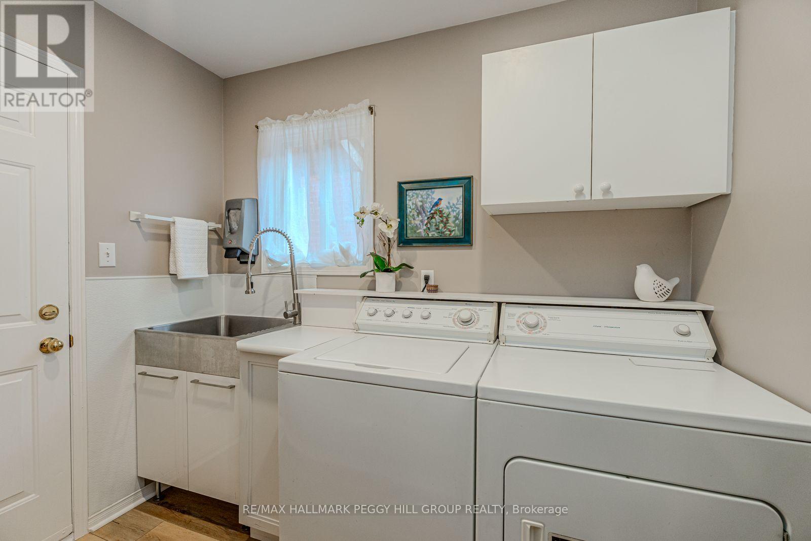 47 Finlay Road, Barrie, Ontario  L4N 7T7 - Photo 23 - S12429004