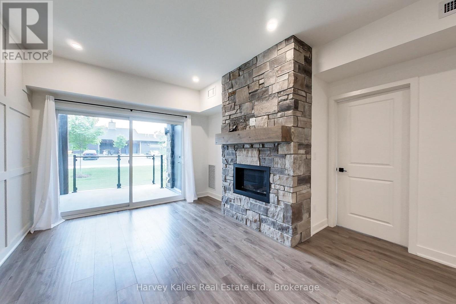 104 - 12 Beckwith Lane, Blue Mountains, Ontario  L9Y 0A4 - Photo 12 - X12429068