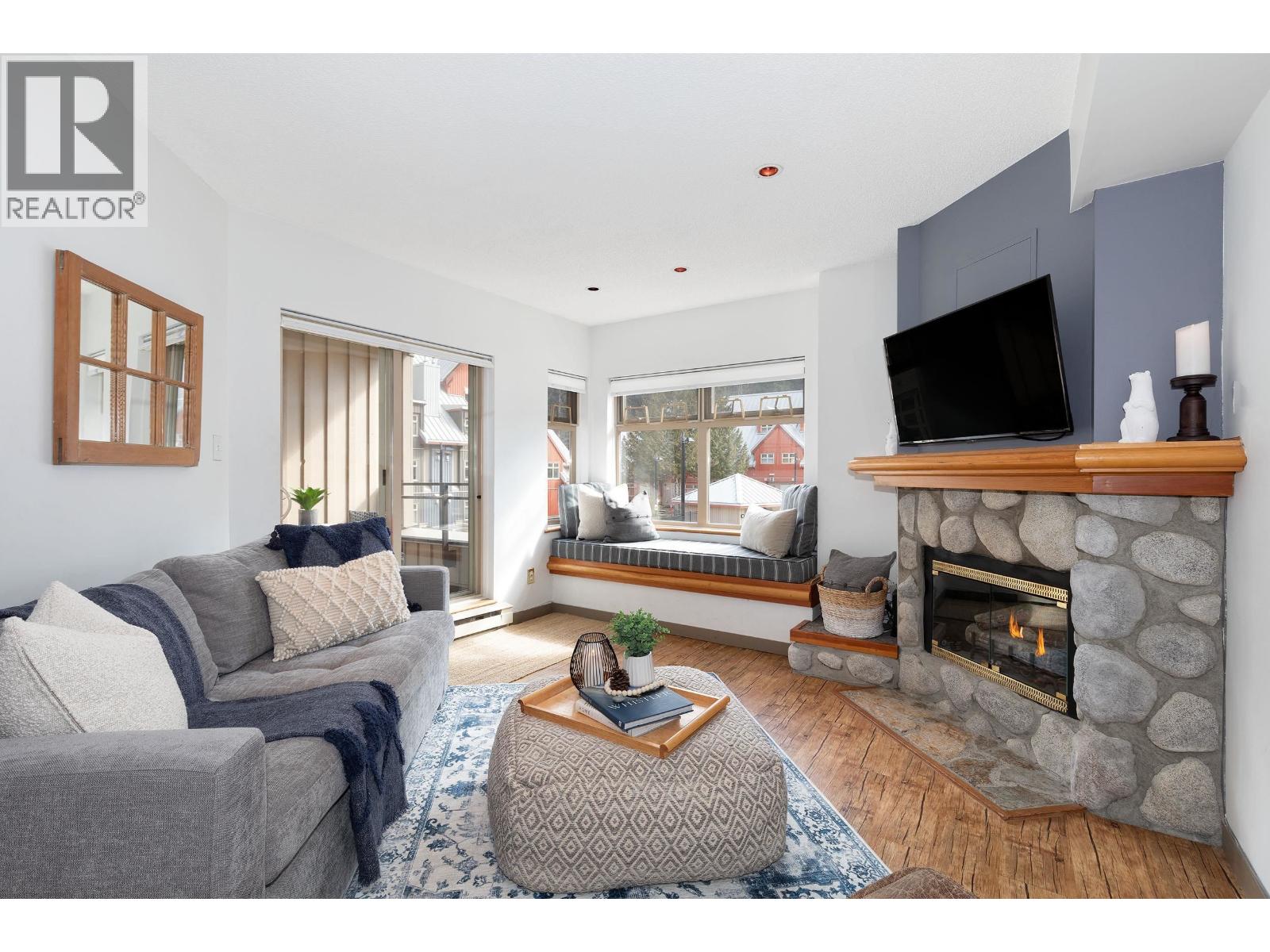 212 2050 LAKE PLACID ROAD, Whistler, British Columbia