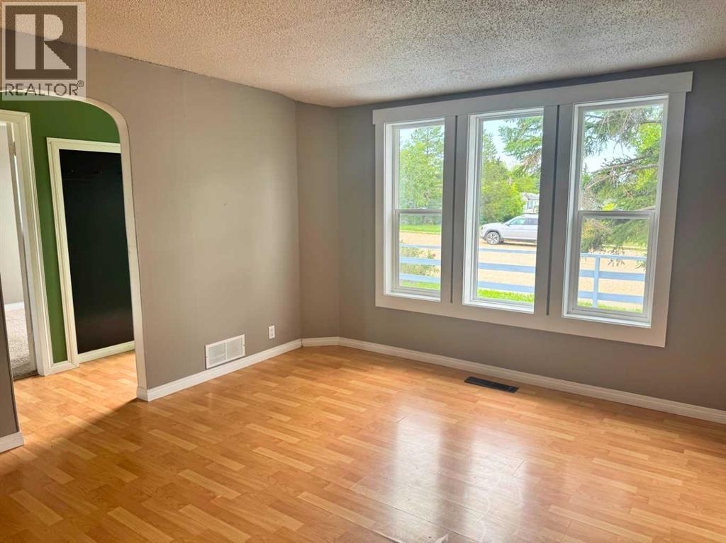 140 First Street, Edberg, Alberta  T0B 1J0 - Photo 4 - A2236468