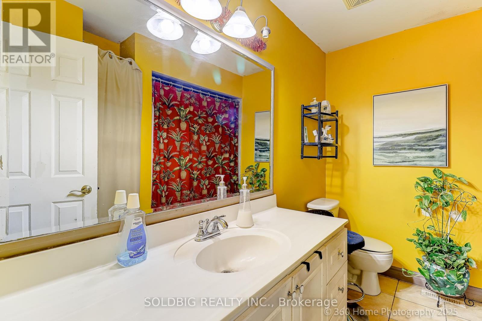 610 Vaughan Road, Toronto, Ontario  M6C 2R5 - Photo 22 - C12428416