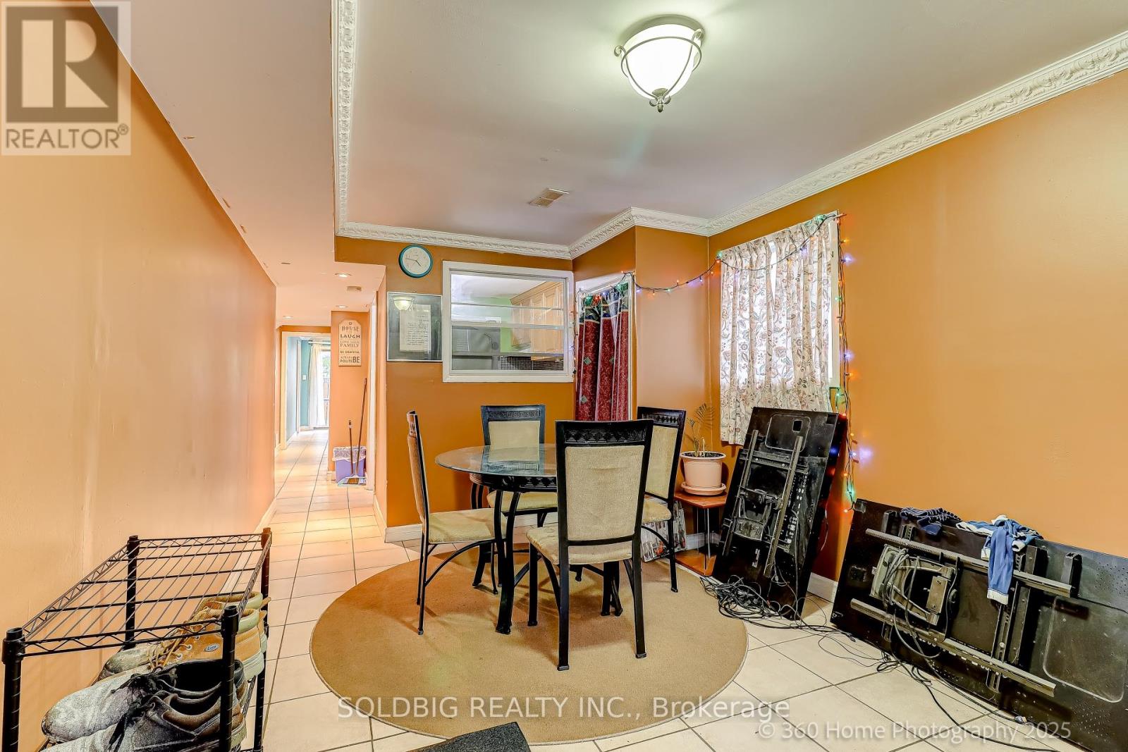 610 Vaughan Road, Toronto, Ontario  M6C 2R5 - Photo 12 - C12428416