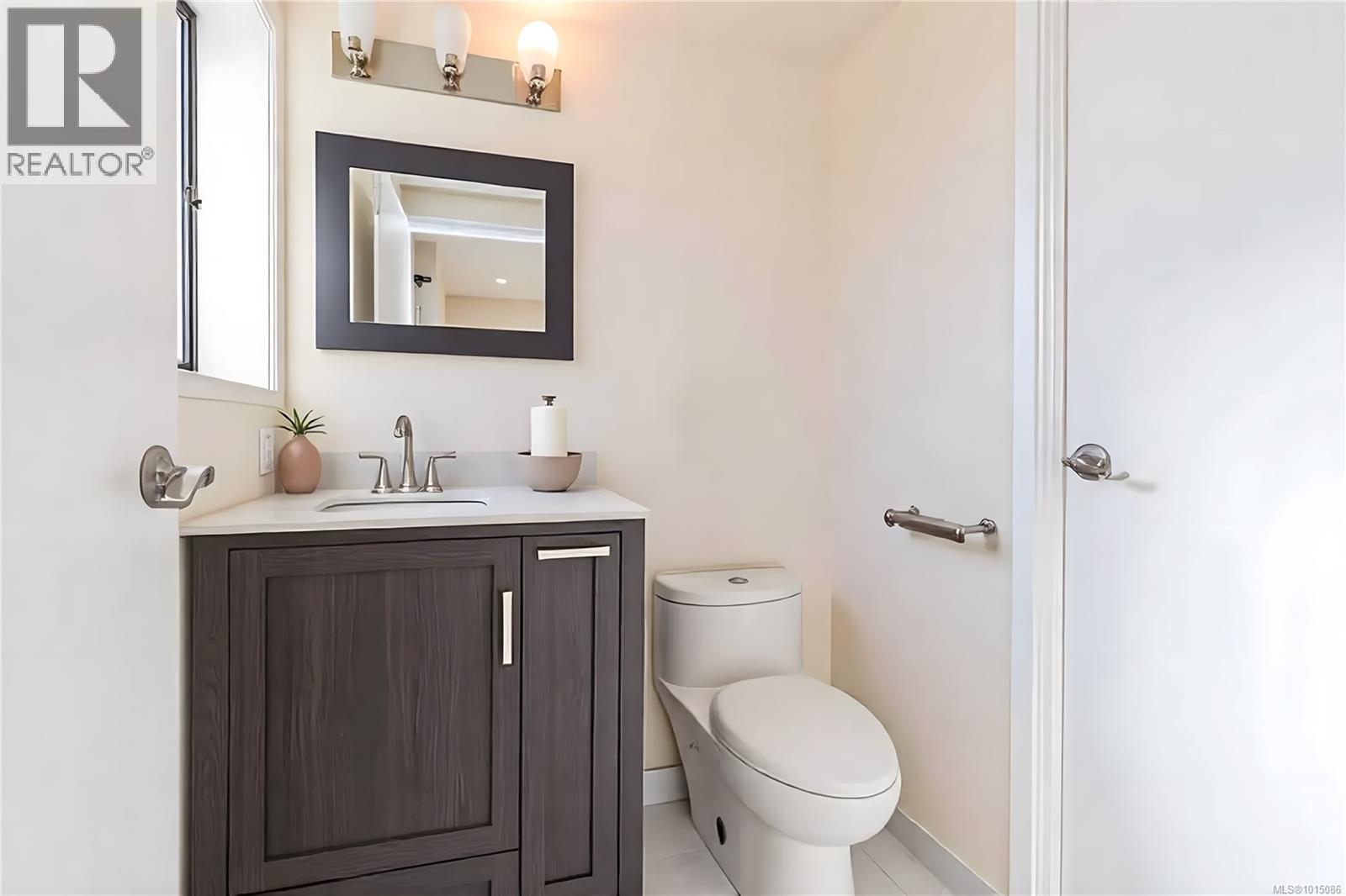 501 819 Burdett Ave, Victoria, British Columbia  V8W 1B3 - Photo 22 - 1015086