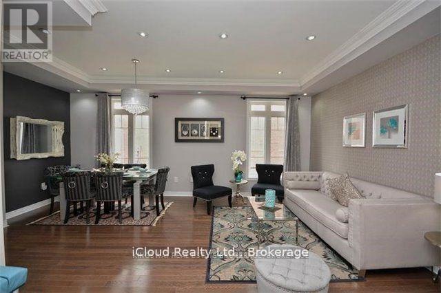 109 Kaitting Trail, Oakville, Ontario  L6M 0T6 - Photo 7 - W12428897