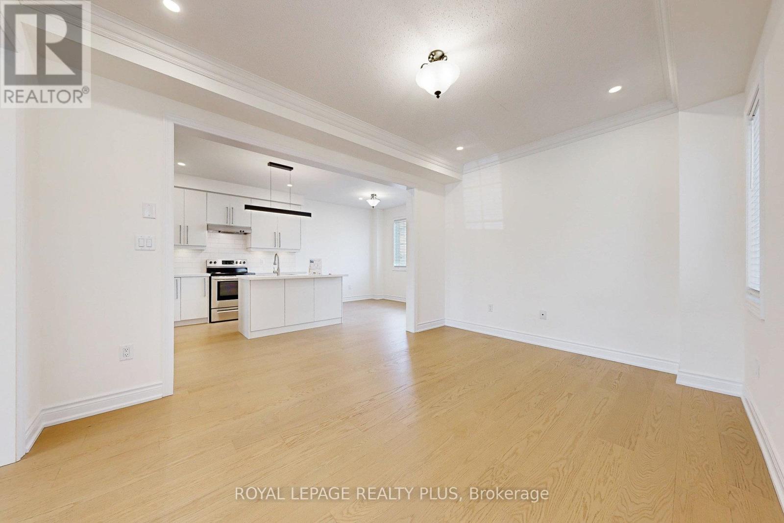5371 Tenth Line W, Mississauga, Ontario  L5M 0V7 - Photo 10 - W12428903