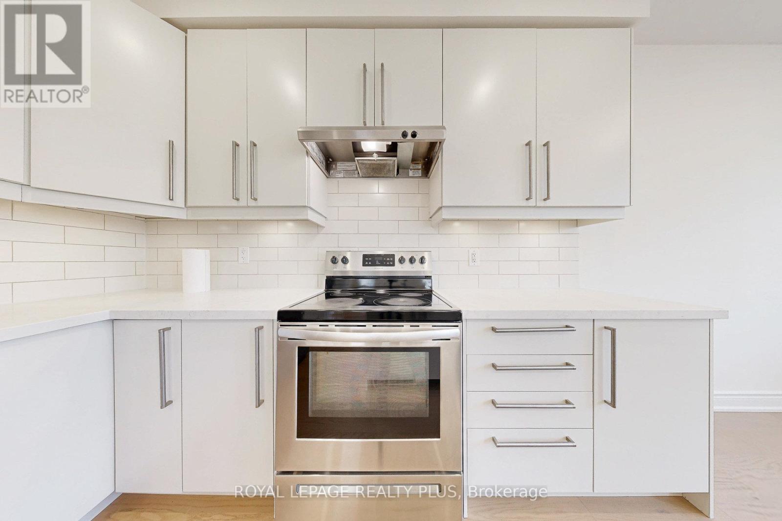 5371 Tenth Line W, Mississauga, Ontario  L5M 0V7 - Photo 14 - W12428903