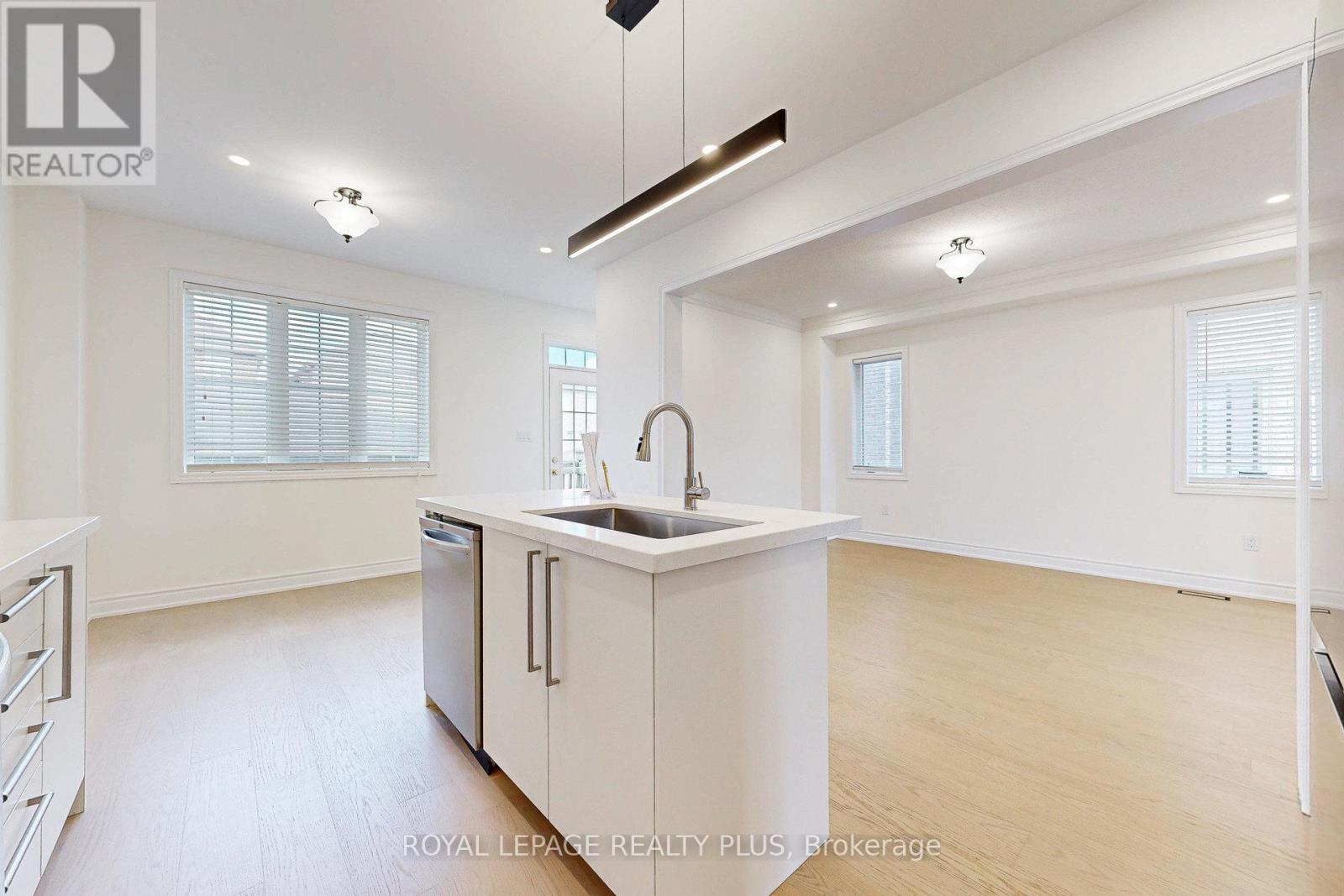 5371 Tenth Line W, Mississauga, Ontario  L5M 0V7 - Photo 15 - W12428903