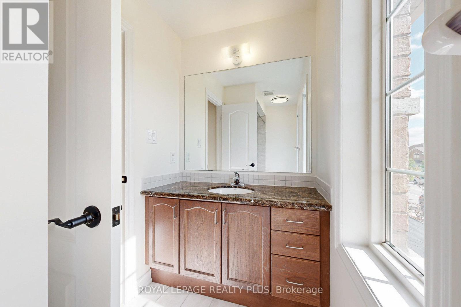 5371 Tenth Line W, Mississauga, Ontario  L5M 0V7 - Photo 21 - W12428903