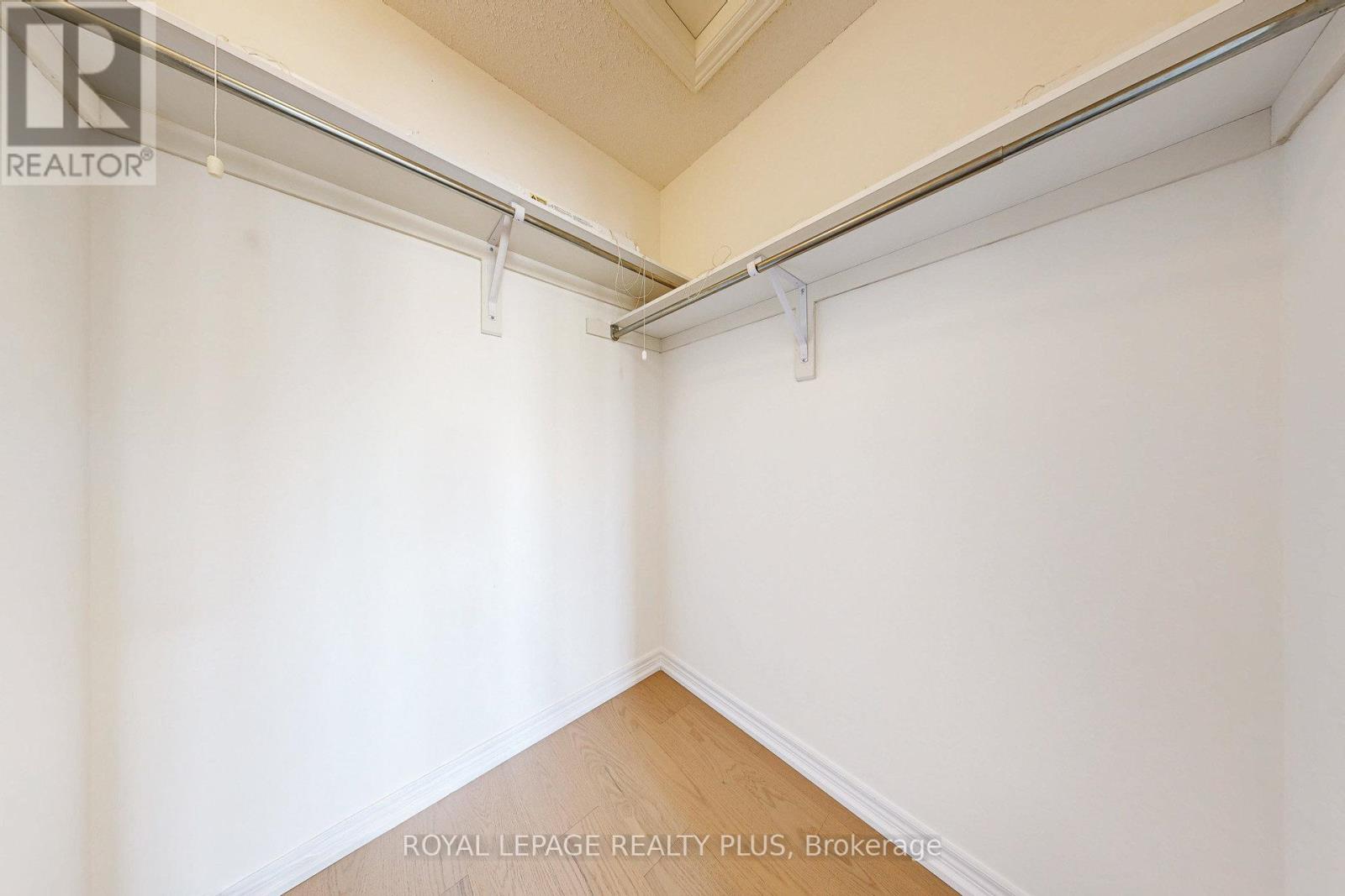 5371 Tenth Line W, Mississauga, Ontario  L5M 0V7 - Photo 37 - W12428903