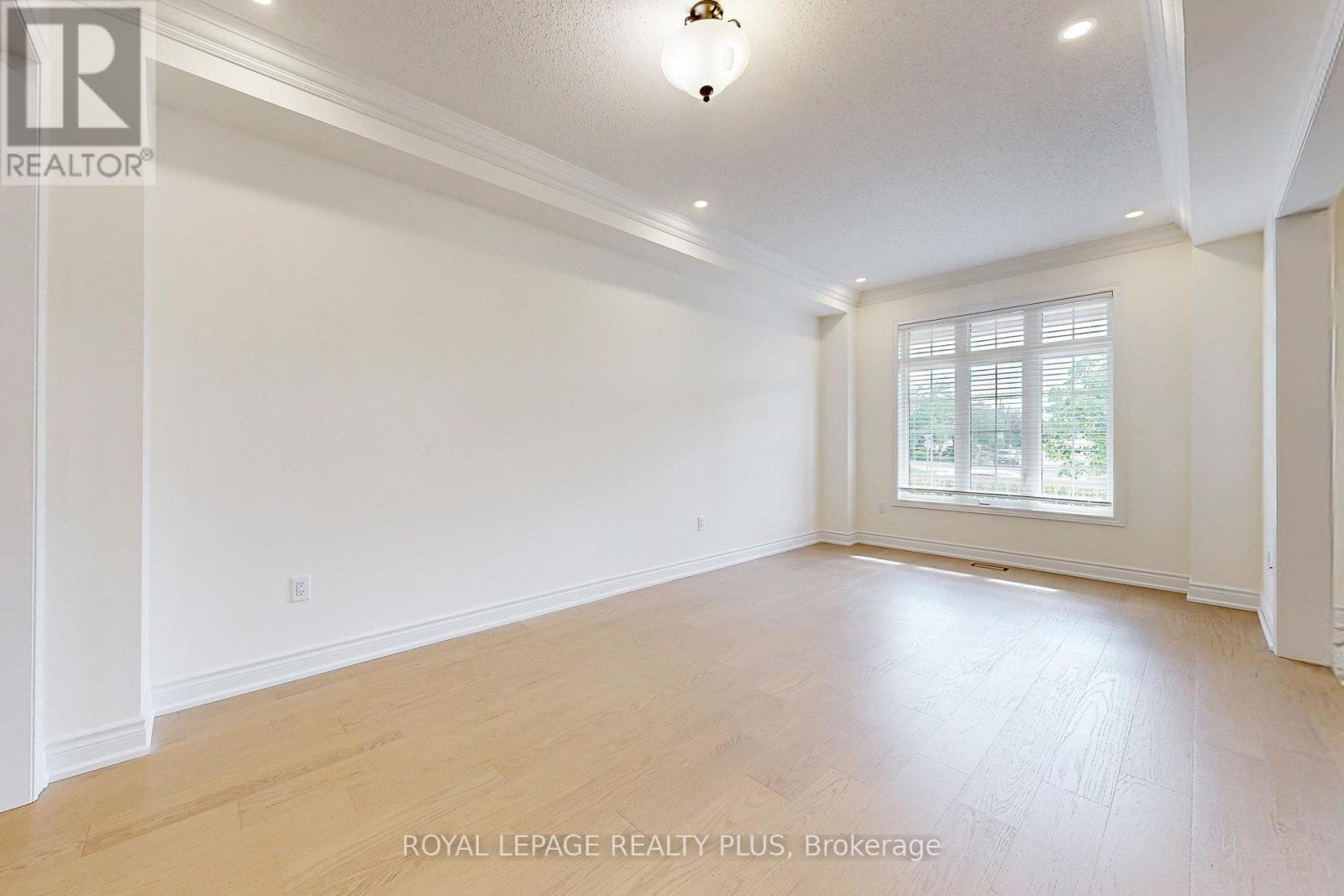 5371 Tenth Line W, Mississauga, Ontario  L5M 0V7 - Photo 8 - W12428903