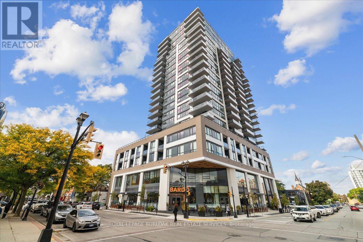 1405 - 2007 James Street, Burlington, Ontario  L7R 0G7 - Photo 1 - W12428906