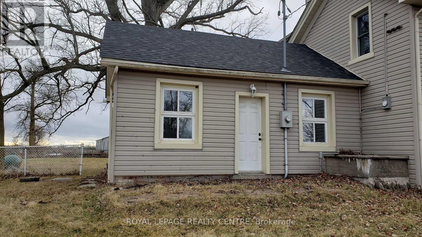 Unit 1 - 12472 Chinguacousy Road, Caledon, Ontario  L7C 1Y9 - Photo 2 - W12428917