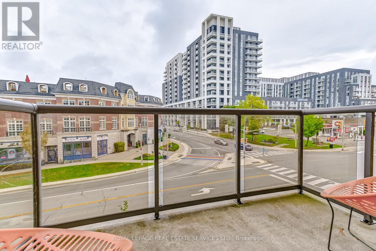 308 - 102 Bronte Road, Oakville, Ontario  L6L 6J5 - Photo 20 - W12428924