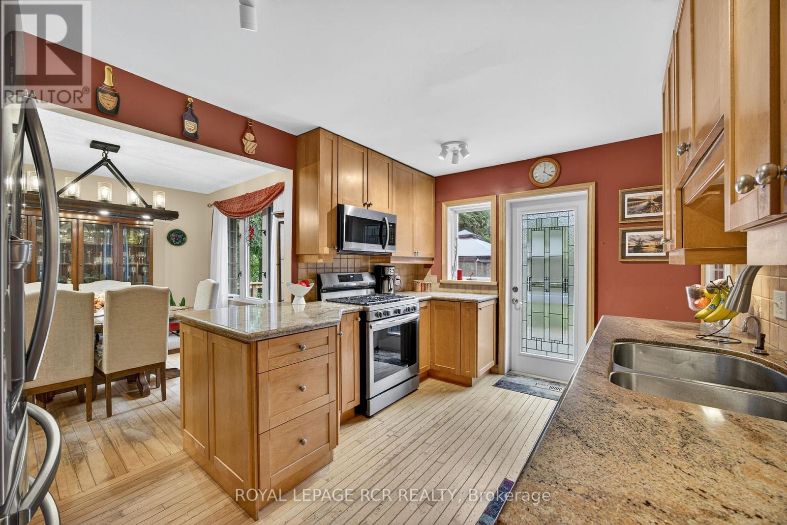 88 Walker Road W, Caledon, Ontario  L7C 0G8 - Photo 12 - W12428933