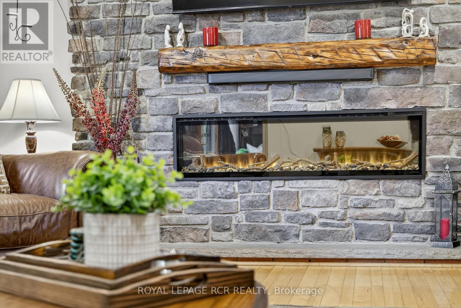 88 Walker Road W, Caledon, Ontario  L7C 0G8 - Photo 7 - W12428933