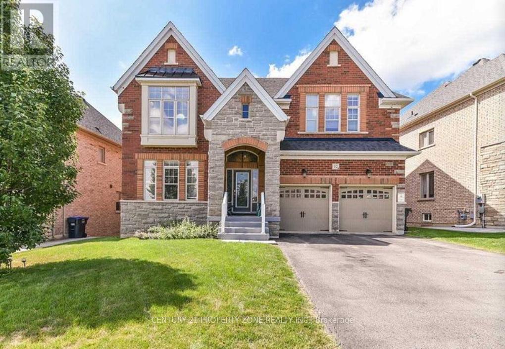 12 FORT WILLIAMS DRIVE, Brampton, Ontario