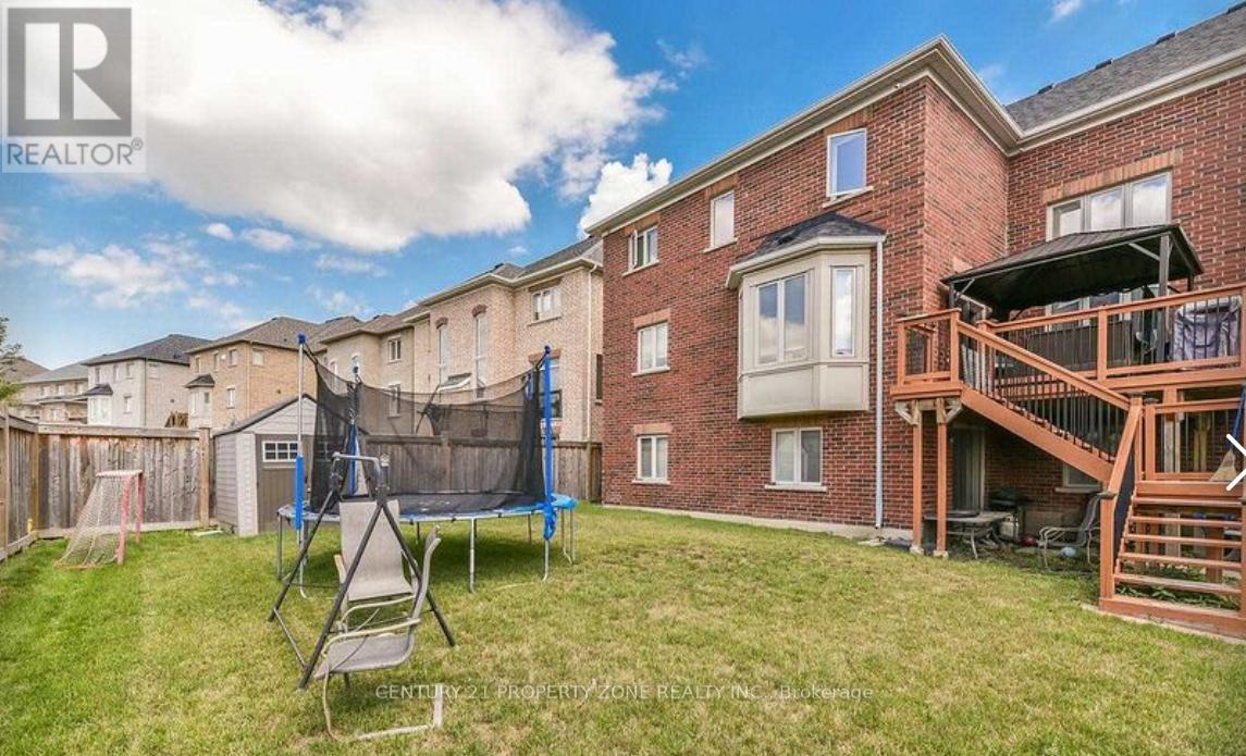 12 Fort Williams Drive, Brampton, Ontario  L6X 0W5 - Photo 31 - W12428956