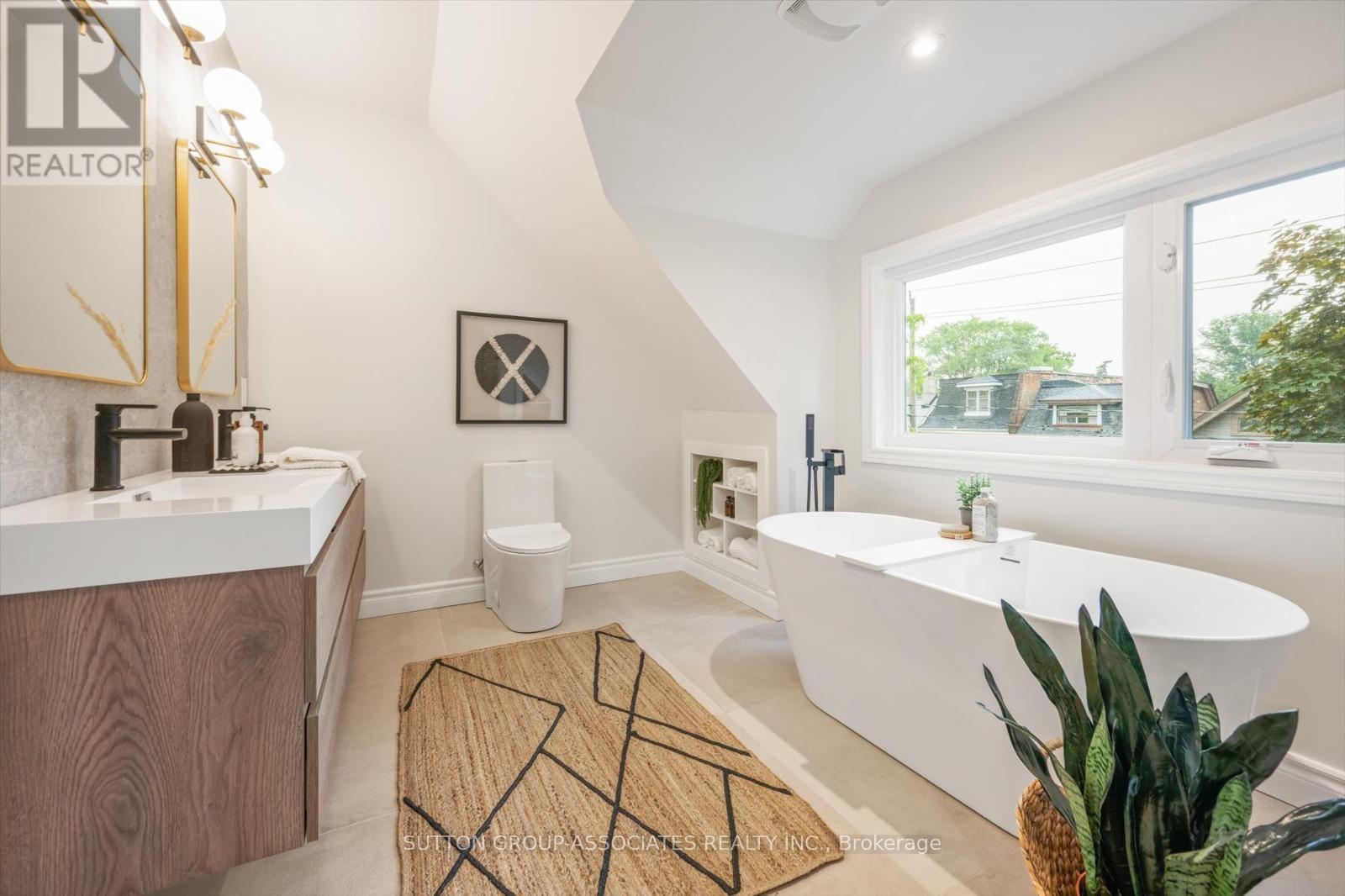 - Upper - 794 Shaw Street, Toronto, Ontario  M6G 3M1 - Photo 26 - W12428974