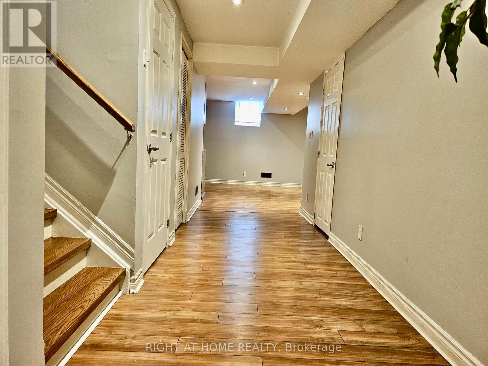 3366 Covent Crescent, Mississauga, Ontario  L5M 7K6 - Photo 7 - W12428977