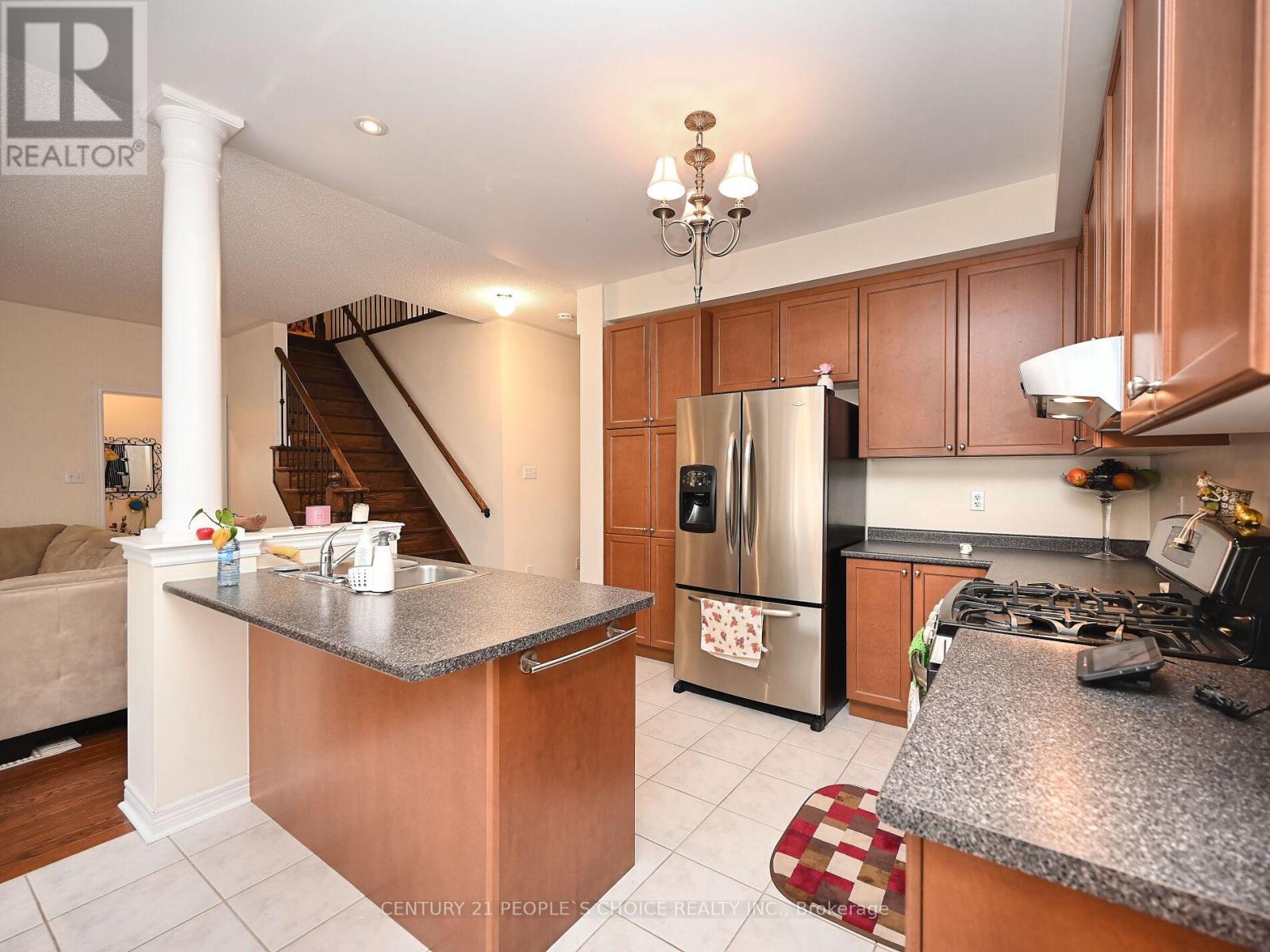 23 Lanebrook Drive, Brampton, Ontario  L6P 2E3 - Photo 14 - W12428988