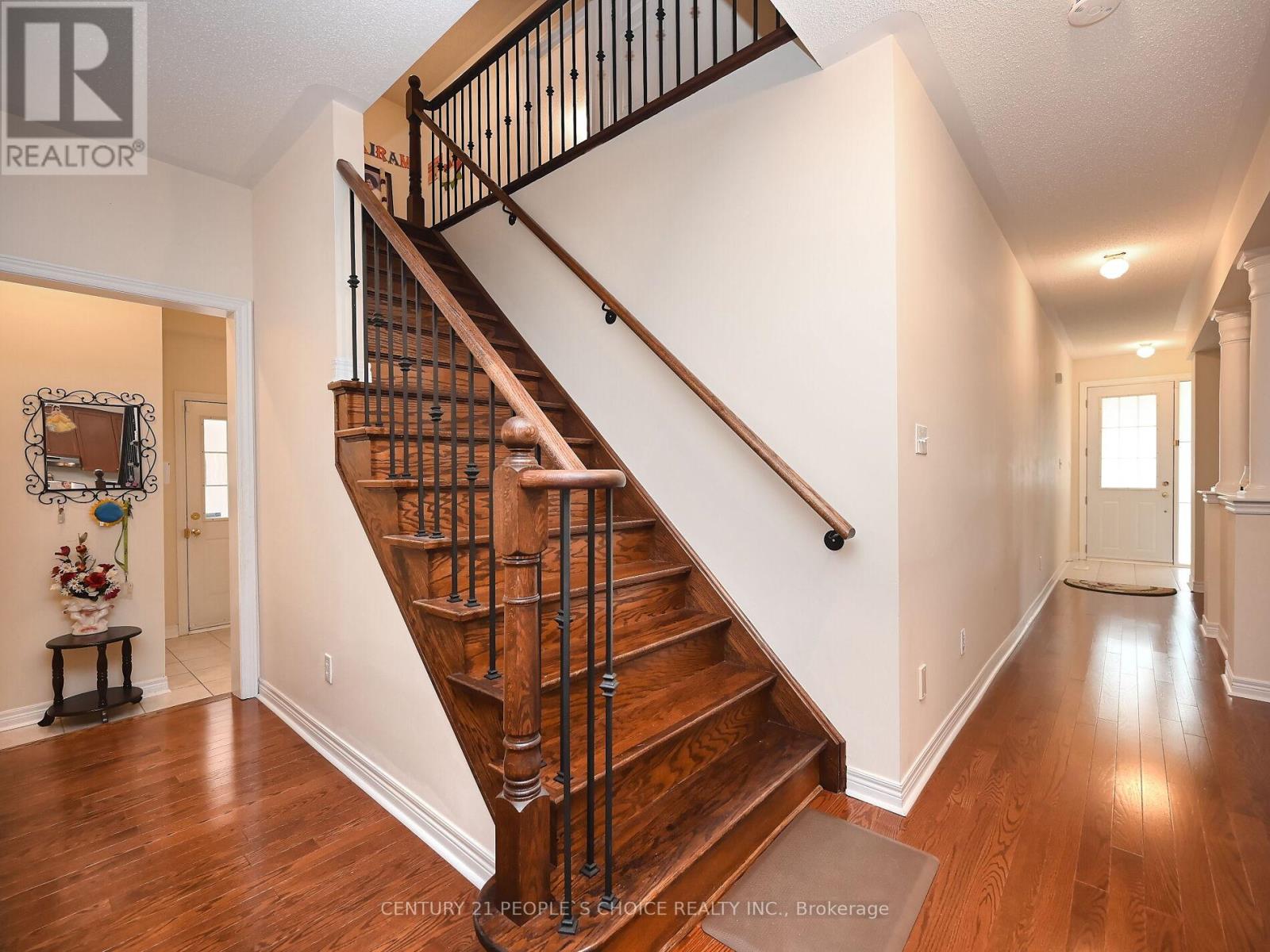 23 Lanebrook Drive, Brampton, Ontario  L6P 2E3 - Photo 21 - W12428988