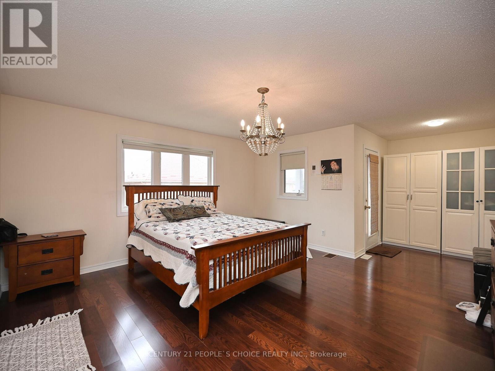 23 Lanebrook Drive, Brampton, Ontario  L6P 2E3 - Photo 27 - W12428988