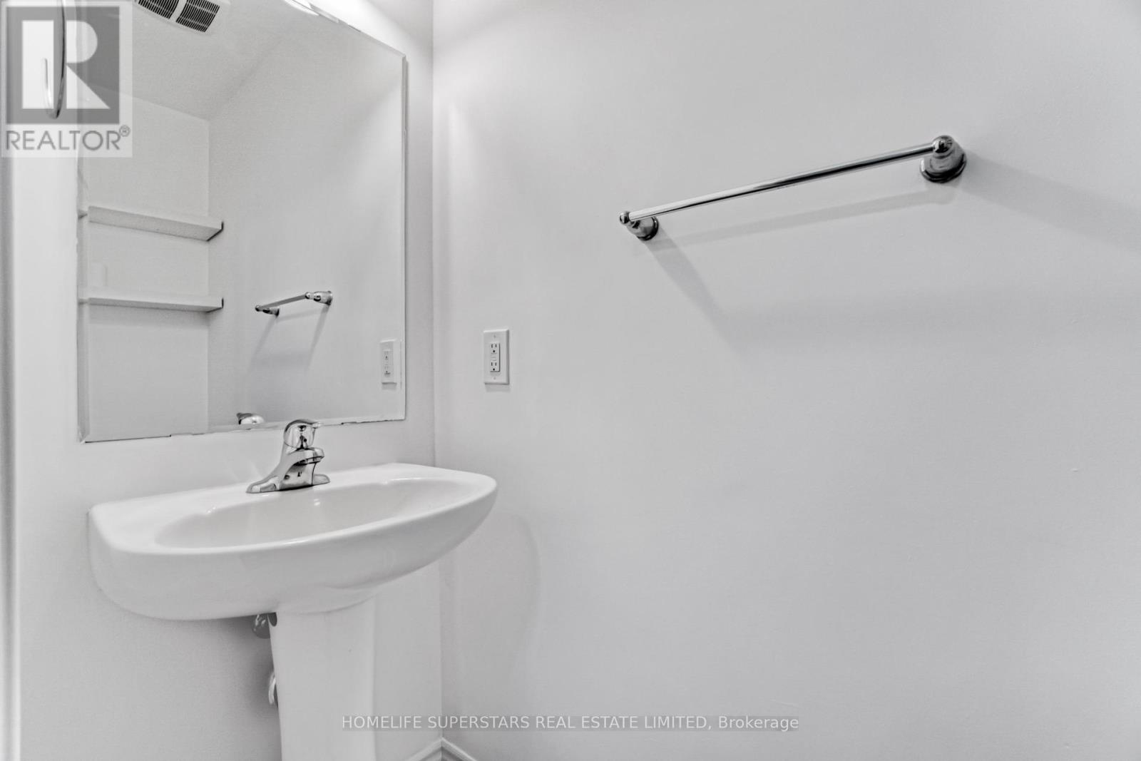 72 Bannister Crescent, Brampton, Ontario  L7A 0G2 - Photo 22 - W12429007