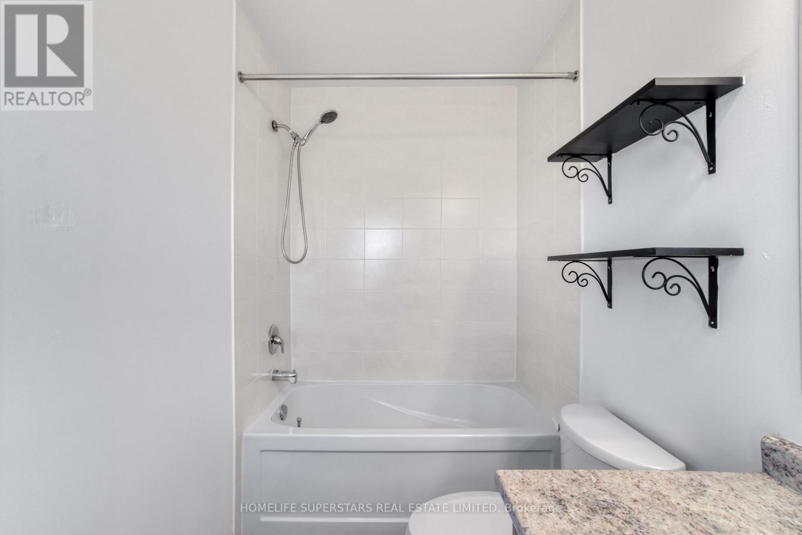72 Bannister Crescent, Brampton, Ontario  L7A 0G2 - Photo 27 - W12429007