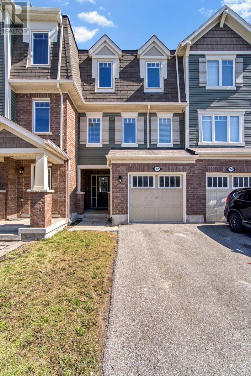 72 Bannister Crescent, Brampton, Ontario  L7A 0G2 - Photo 5 - W12429007