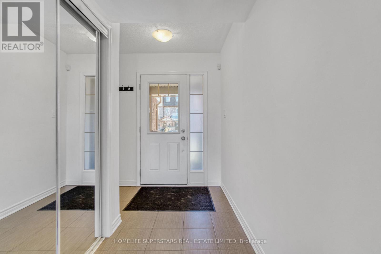 72 Bannister Crescent, Brampton, Ontario  L7A 0G2 - Photo 9 - W12429007