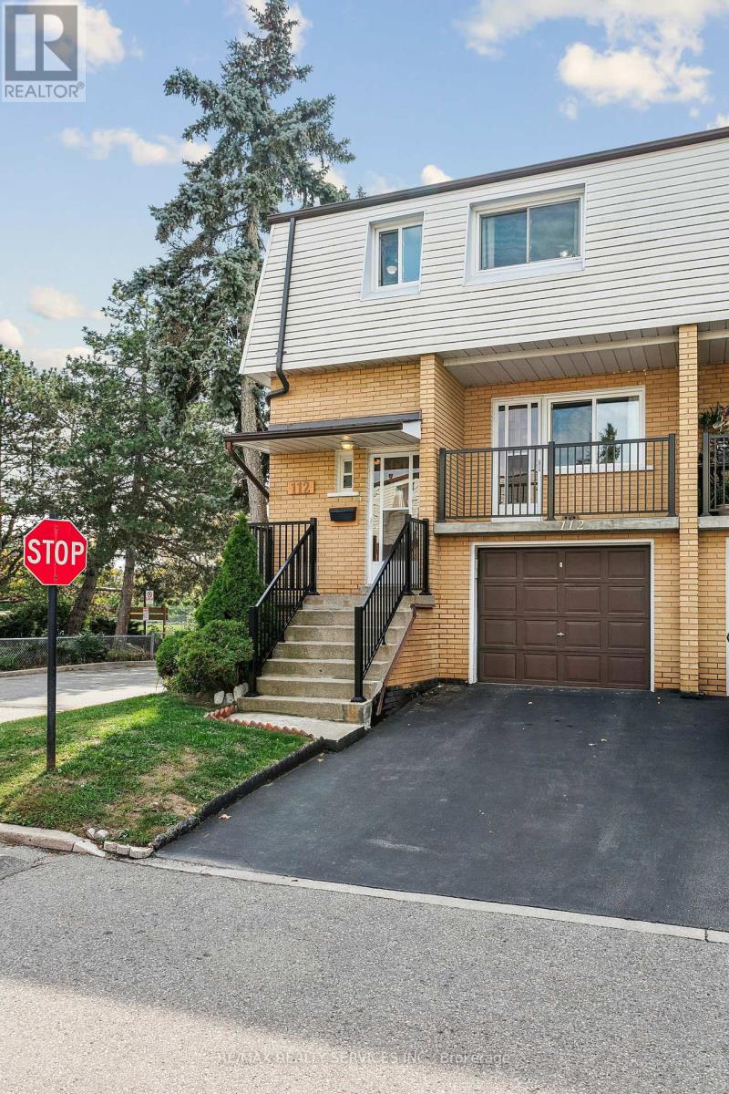 112 - 3175 Kirwin Avenue, Mississauga, Ontario  L5A 3M4 - Photo 2 - W12429027